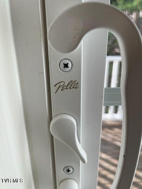 Photo #47: 7519 Wolf Run Road