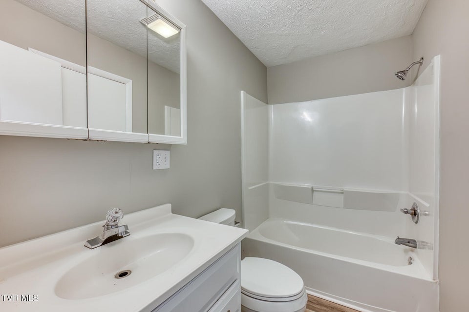 Photo #19: 4877 Yuma Road