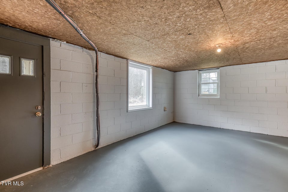 Photo #27: 4877 Yuma Road