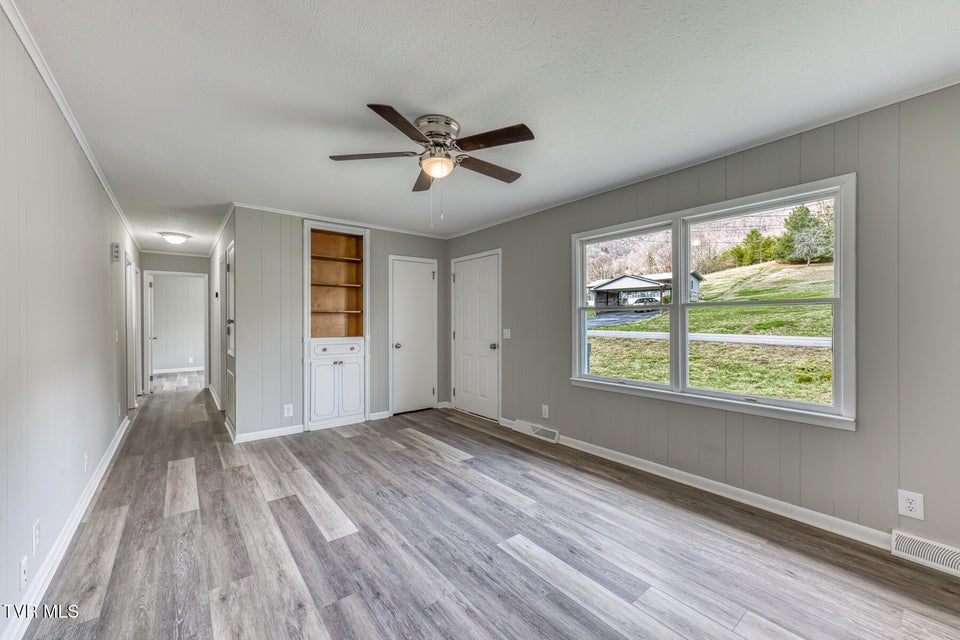 Photo #8: 4877 Yuma Road