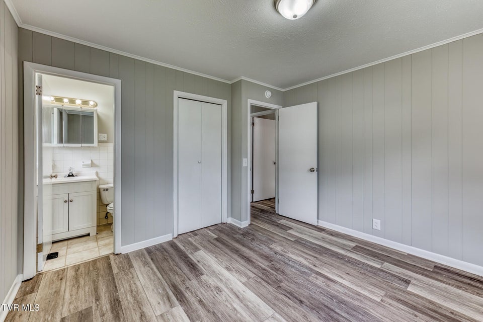 Photo #15: 4877 Yuma Road