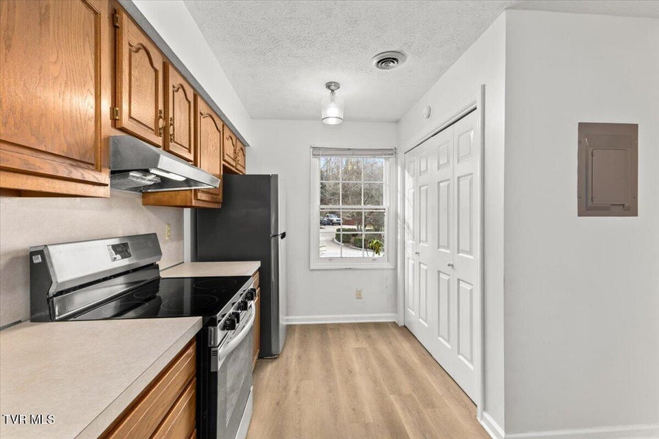 Photo #13: 461 Eastley Court