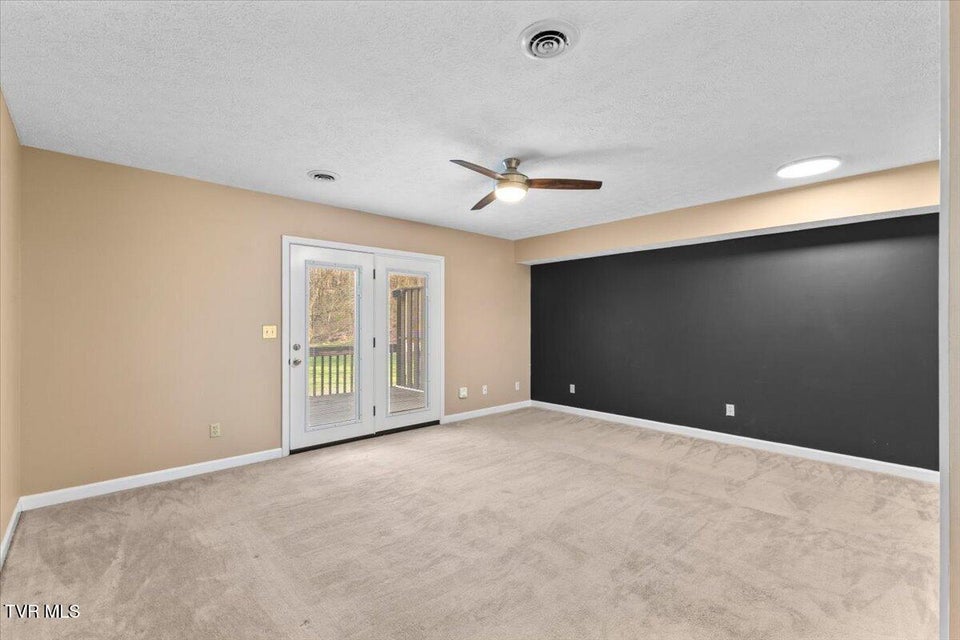 Photo #17: 461 Eastley Court