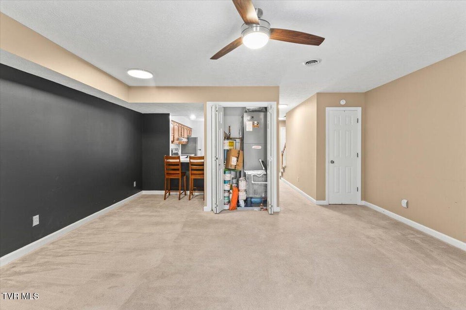 Photo #19: 461 Eastley Court