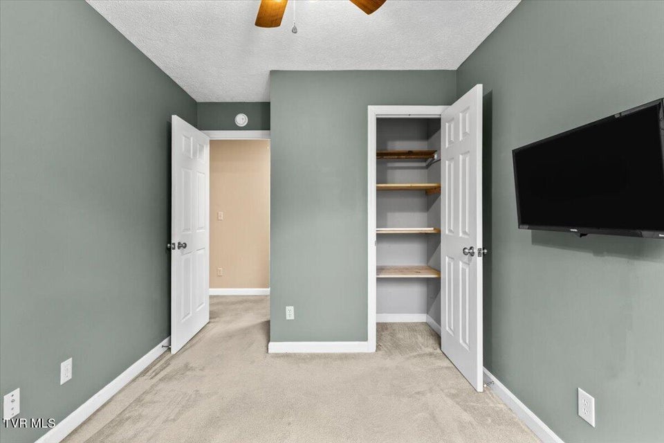 Photo #29: 461 Eastley Court