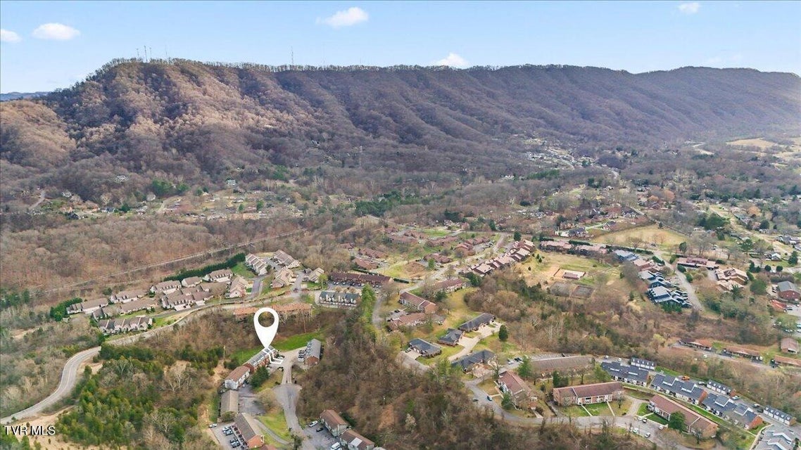 Photo #36: 461 Eastley Court