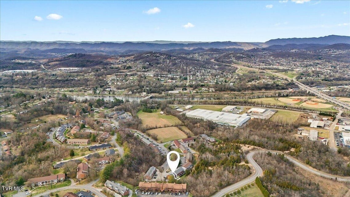 Photo #39: 461 Eastley Court