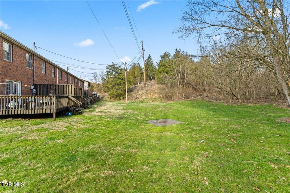 Photo #43: 461 Eastley Court