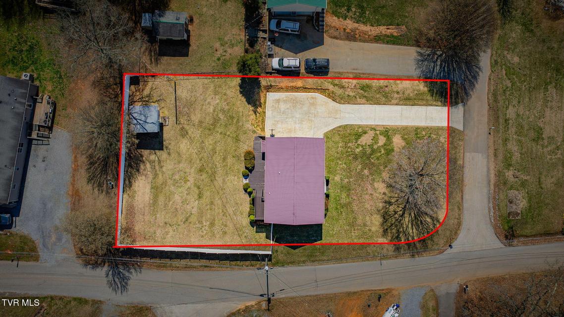 Photo #2: 145 Morgan Lane