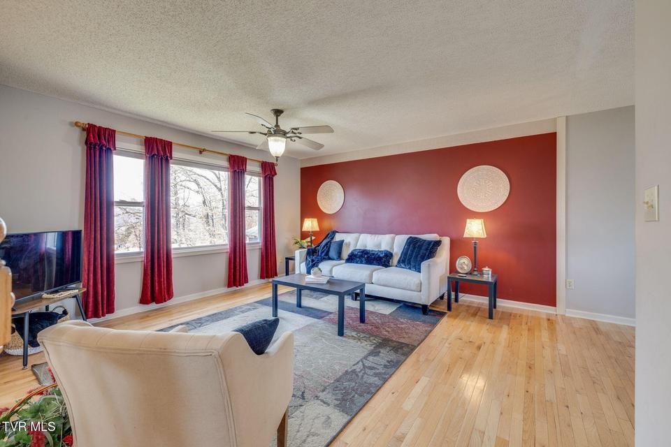 Photo #6: 145 Morgan Lane