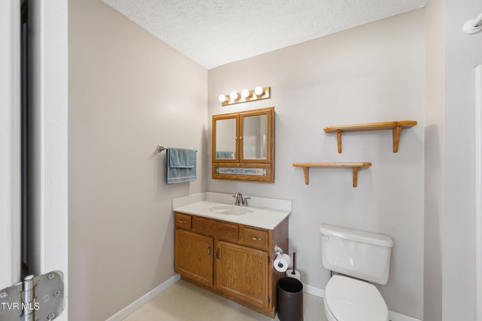 Photo #16: 222 Old Stage Drive