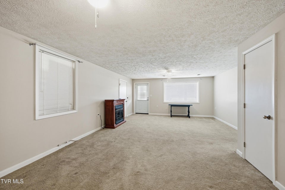 Photo #18: 222 Old Stage Drive