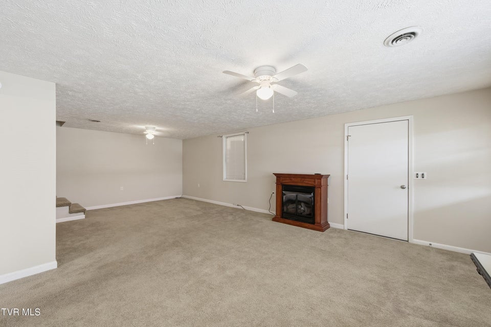 Photo #19: 222 Old Stage Drive