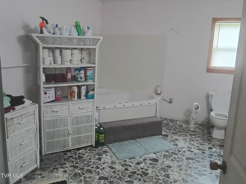 Photo #10: 220 Fannin Road