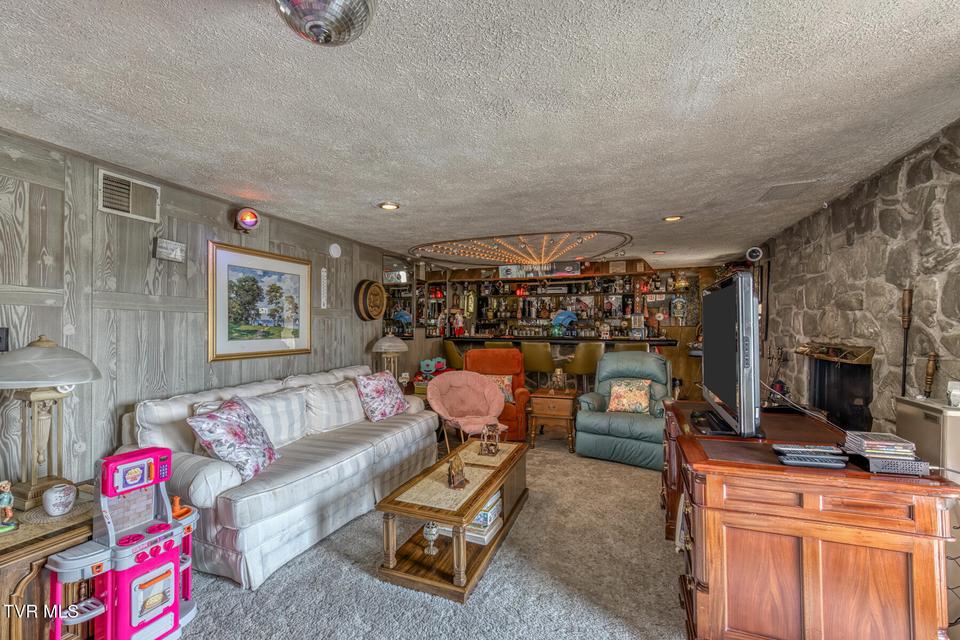 Photo #34: 1458 Shipley Ferry Road