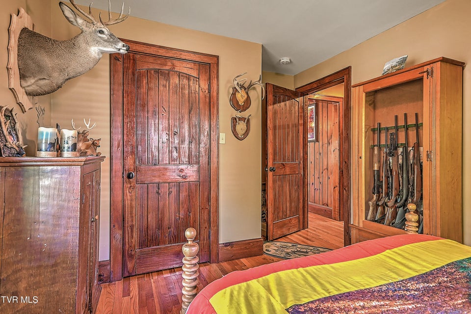 Photo #18: 700 Park Street