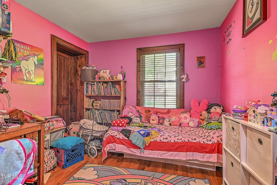 Photo #24: 700 Park Street