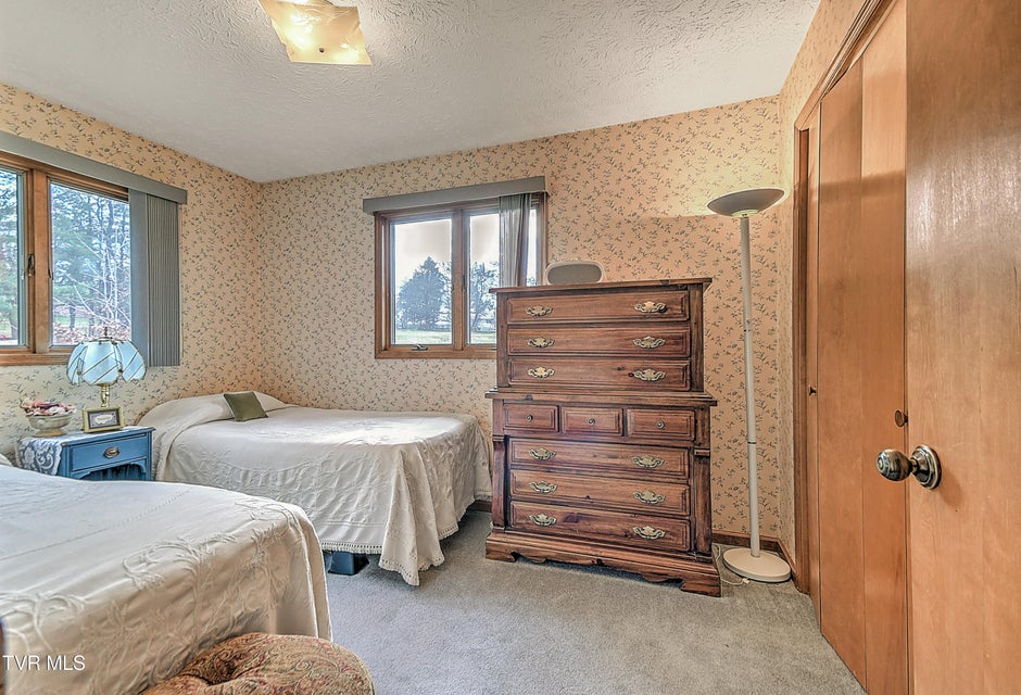 Photo #20: 805 Clairmont Road