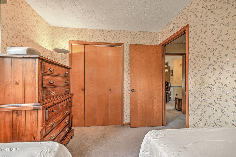 Photo #22: 805 Clairmont Road