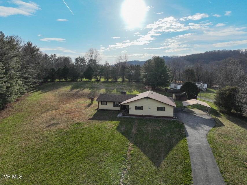 Photo #42: 805 Clairmont Road