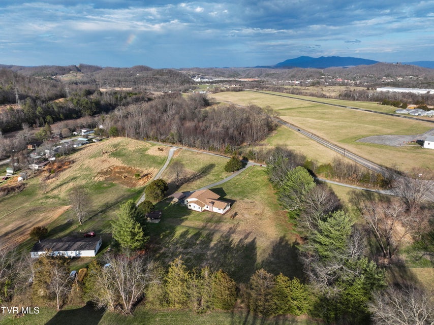 Photo #45: 805 Clairmont Road