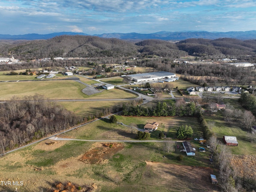 Photo #55: 805 Clairmont Road