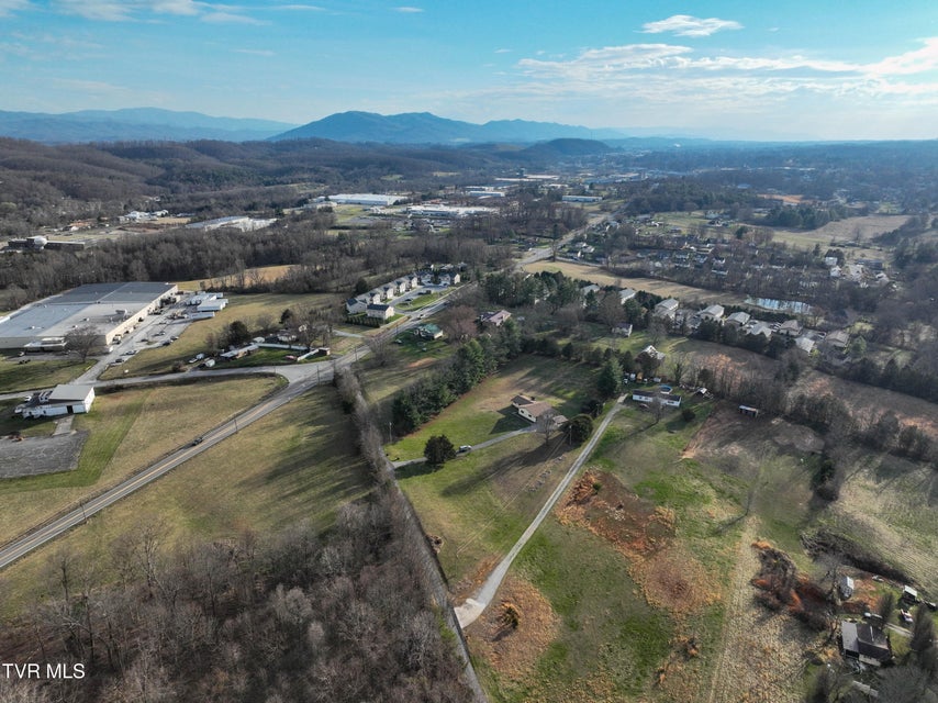 Photo #58: 805 Clairmont Road