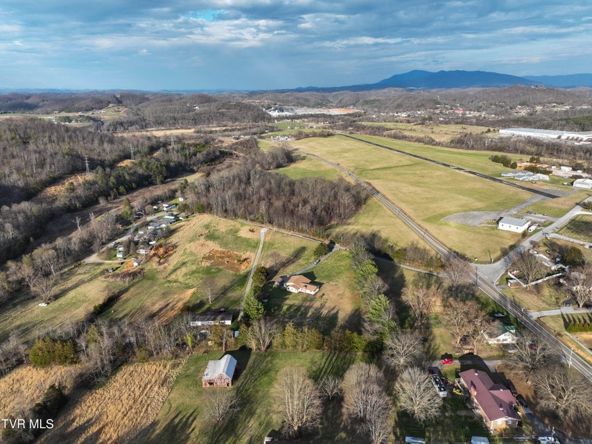 Photo #62: 805 Clairmont Road