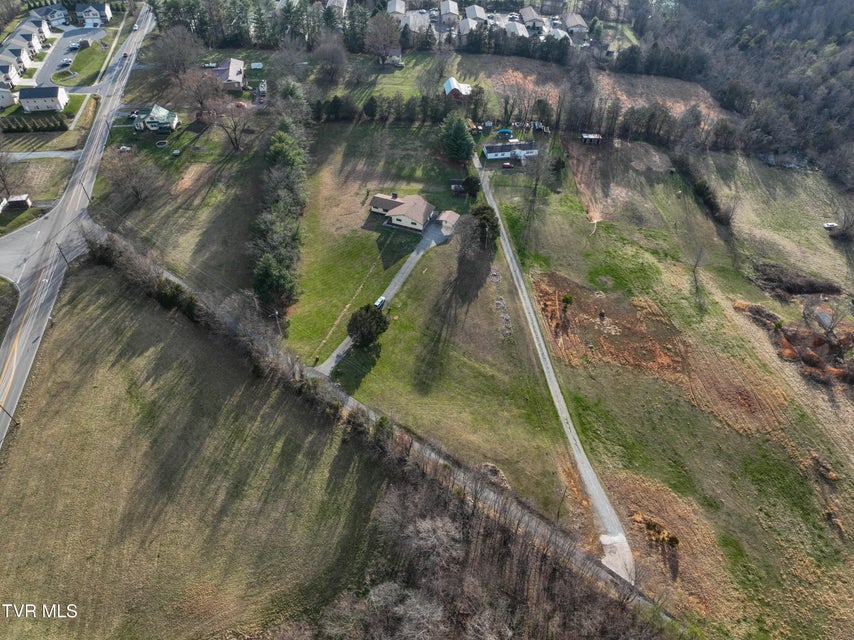 Photo #66: 805 Clairmont Road