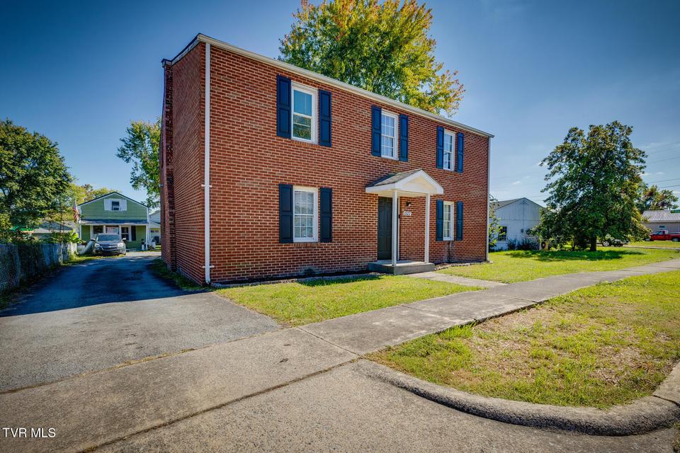 Photo #2: 1527 Fuller Street