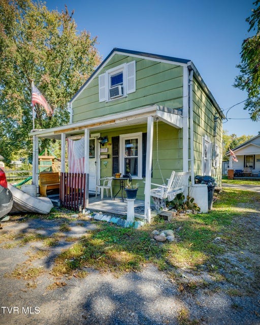 Photo #18: 1527 Fuller Street