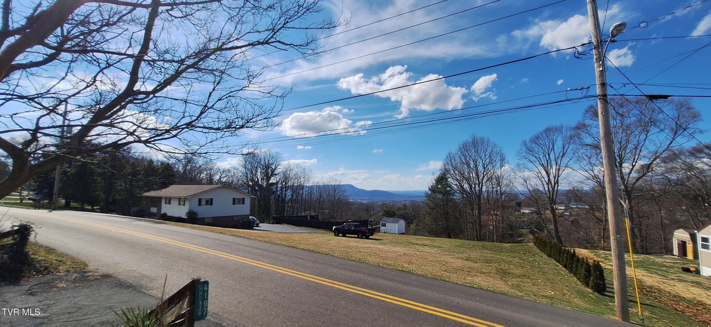 Photo #47: 4197 Skyland Drive