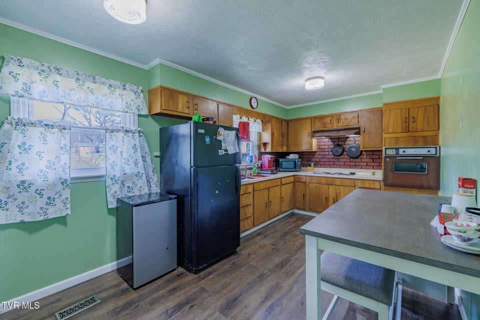 Photo #4: 1809 Duke Street