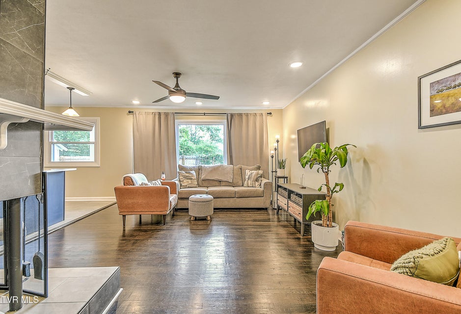 Photo #13: 315 Liberty Avenue