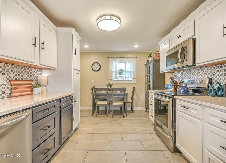 Photo #25: 315 Liberty Avenue