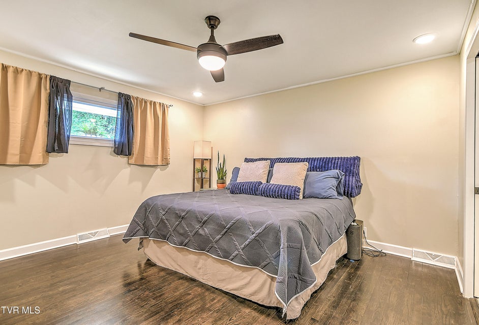 Photo #35: 315 Liberty Avenue