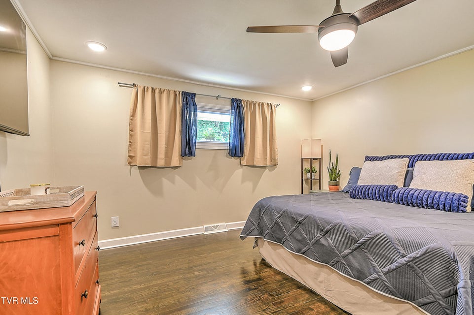 Photo #36: 315 Liberty Avenue