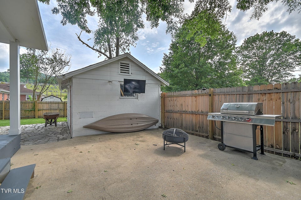 Photo #57: 315 Liberty Avenue