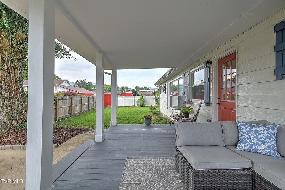 Photo #65: 315 Liberty Avenue