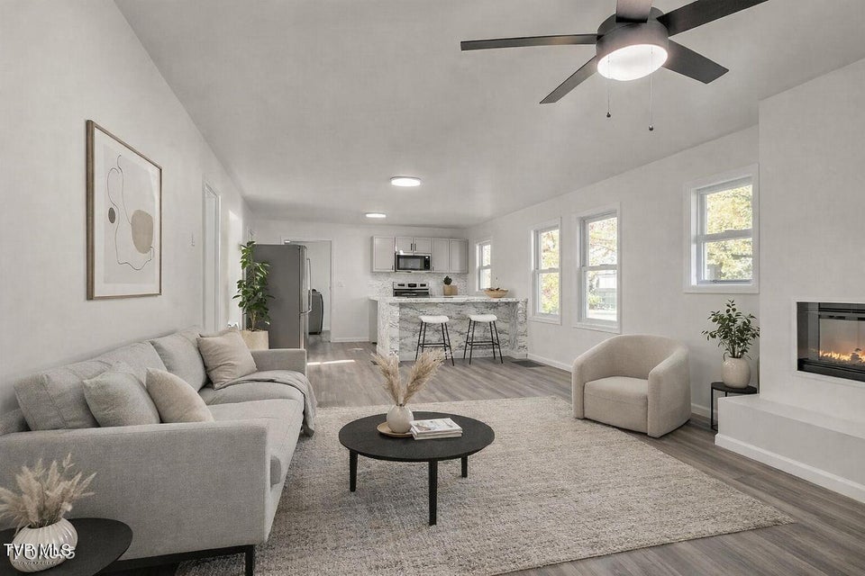 Photo #11: 410 Highland Road