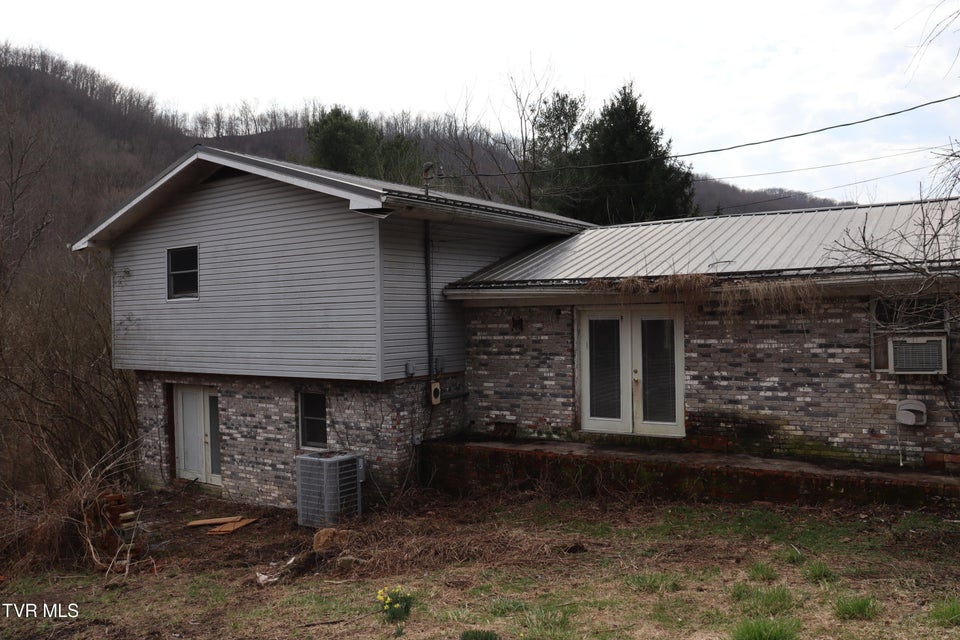 Photo #5: 324 Ocoonita Road