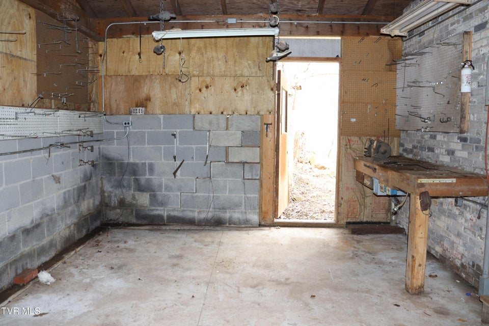 Photo #38: 324 Ocoonita Road