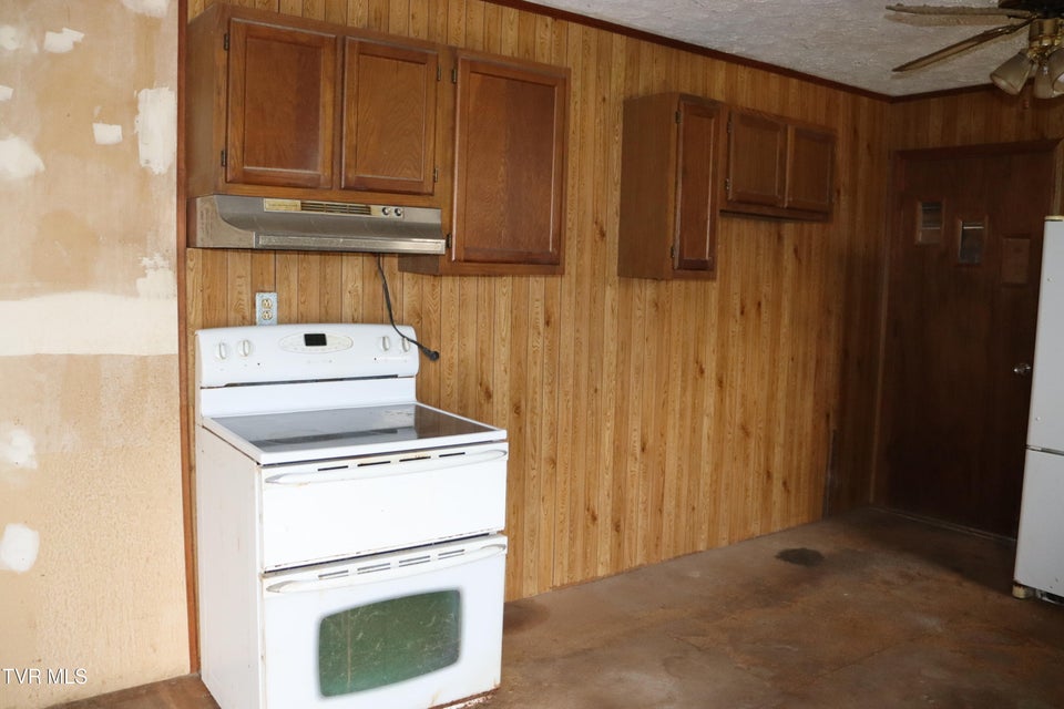 Photo #8: 324 Ocoonita Road