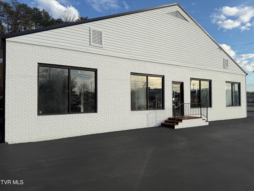 Photo #2: 1904 Brookside Drive