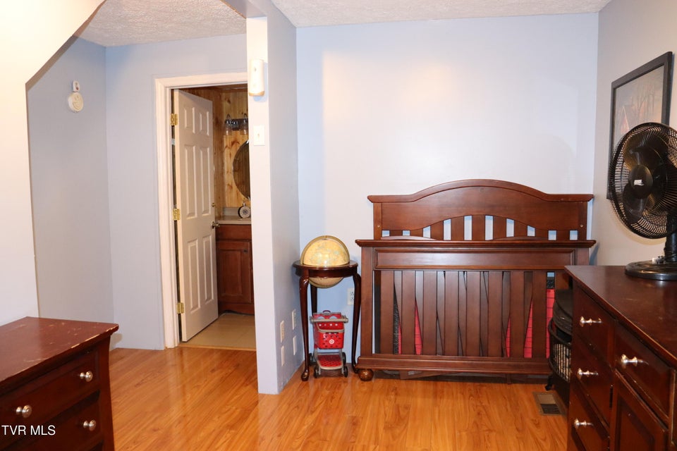 Photo #32: 127 Brown Street