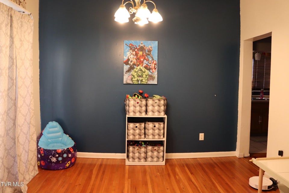 Photo #8: 127 Brown Street