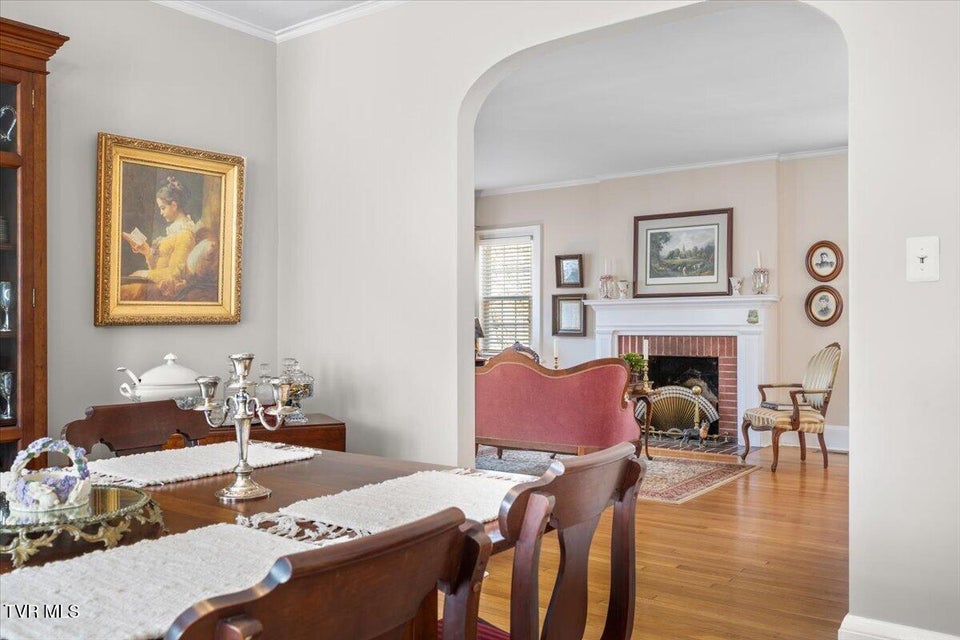 Photo #24: 108 Valley Street