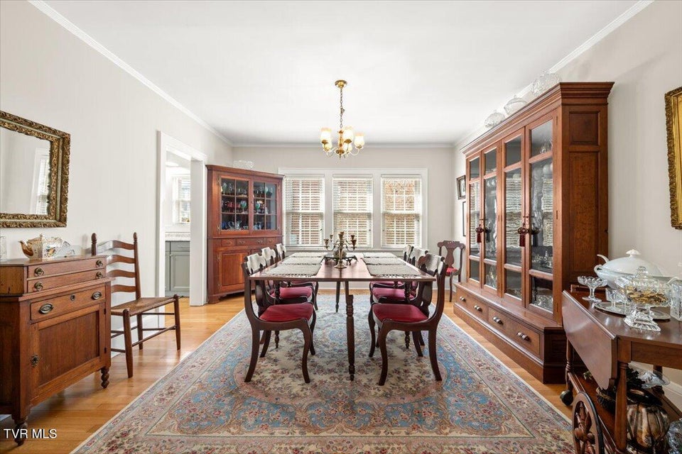 Photo #23: 108 Valley Street