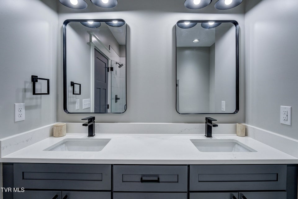 Photo #26: 112 Hulse Road