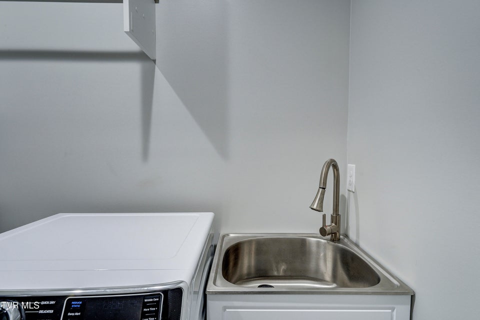 Photo #35: 112 Hulse Road